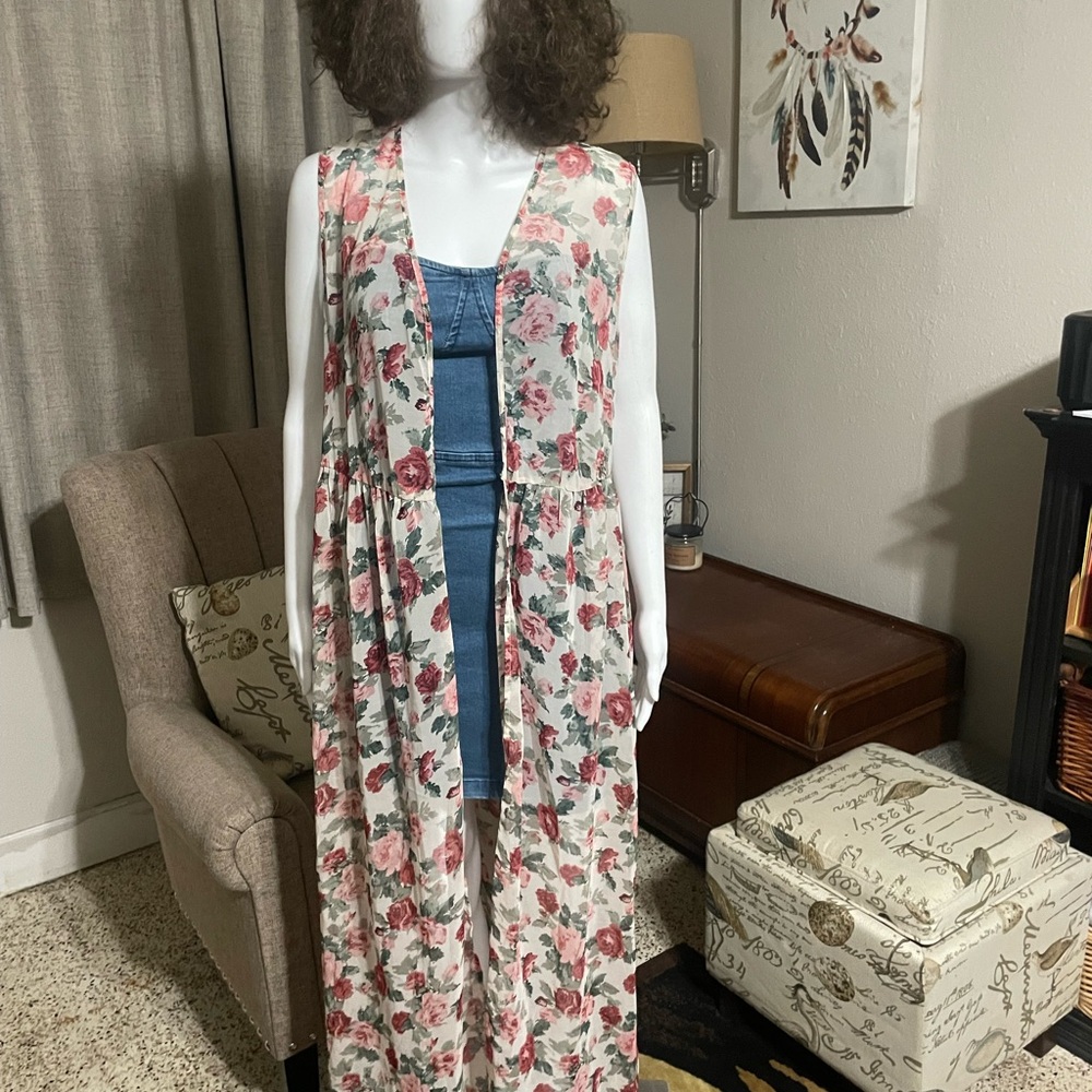 Lace floral coverup
